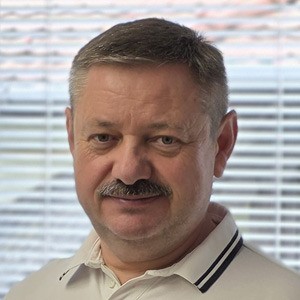Dr Szergej Kovács